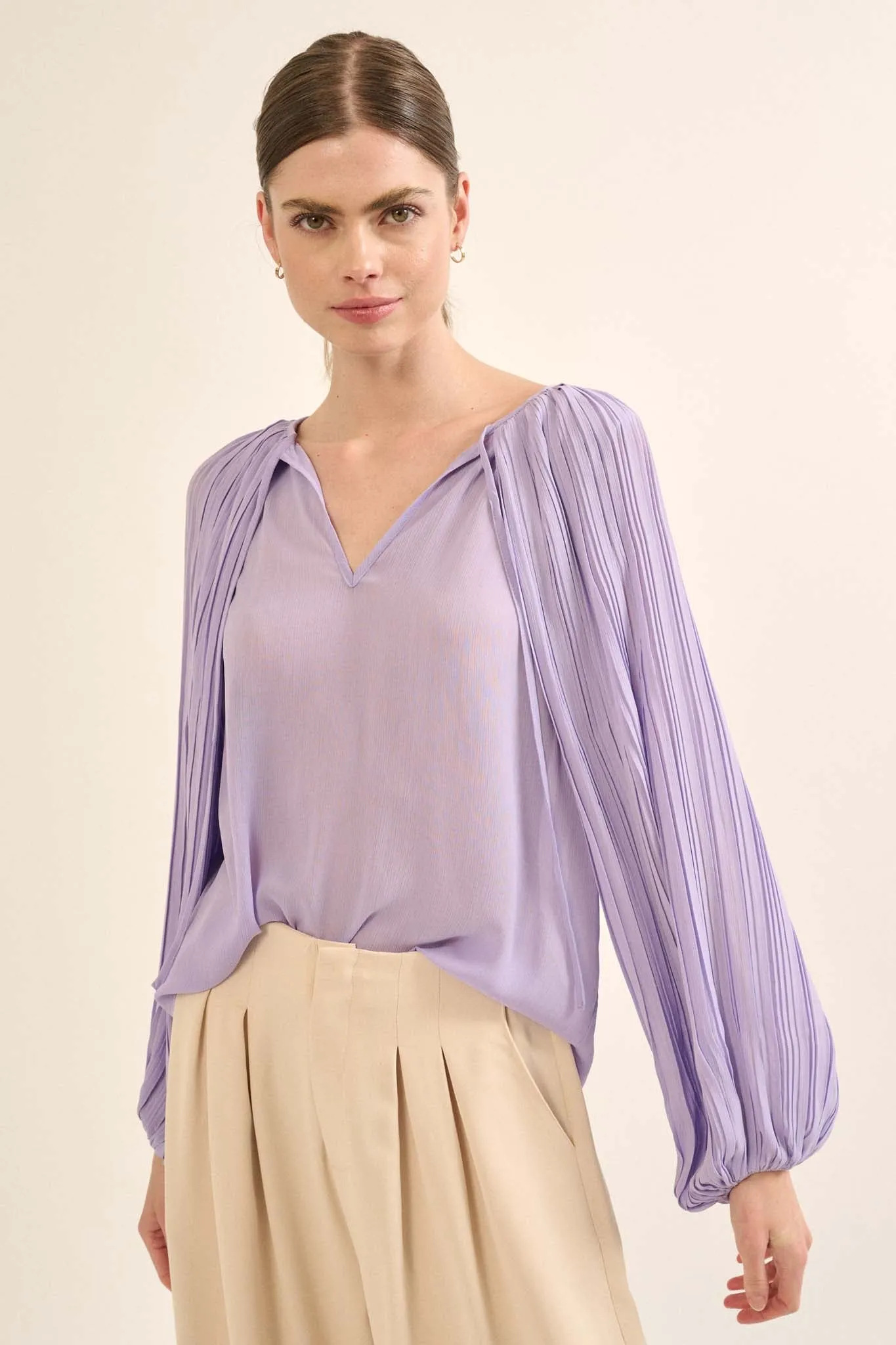 Angelic Heart Pleated Balloon-Sleeve Chiffon Top