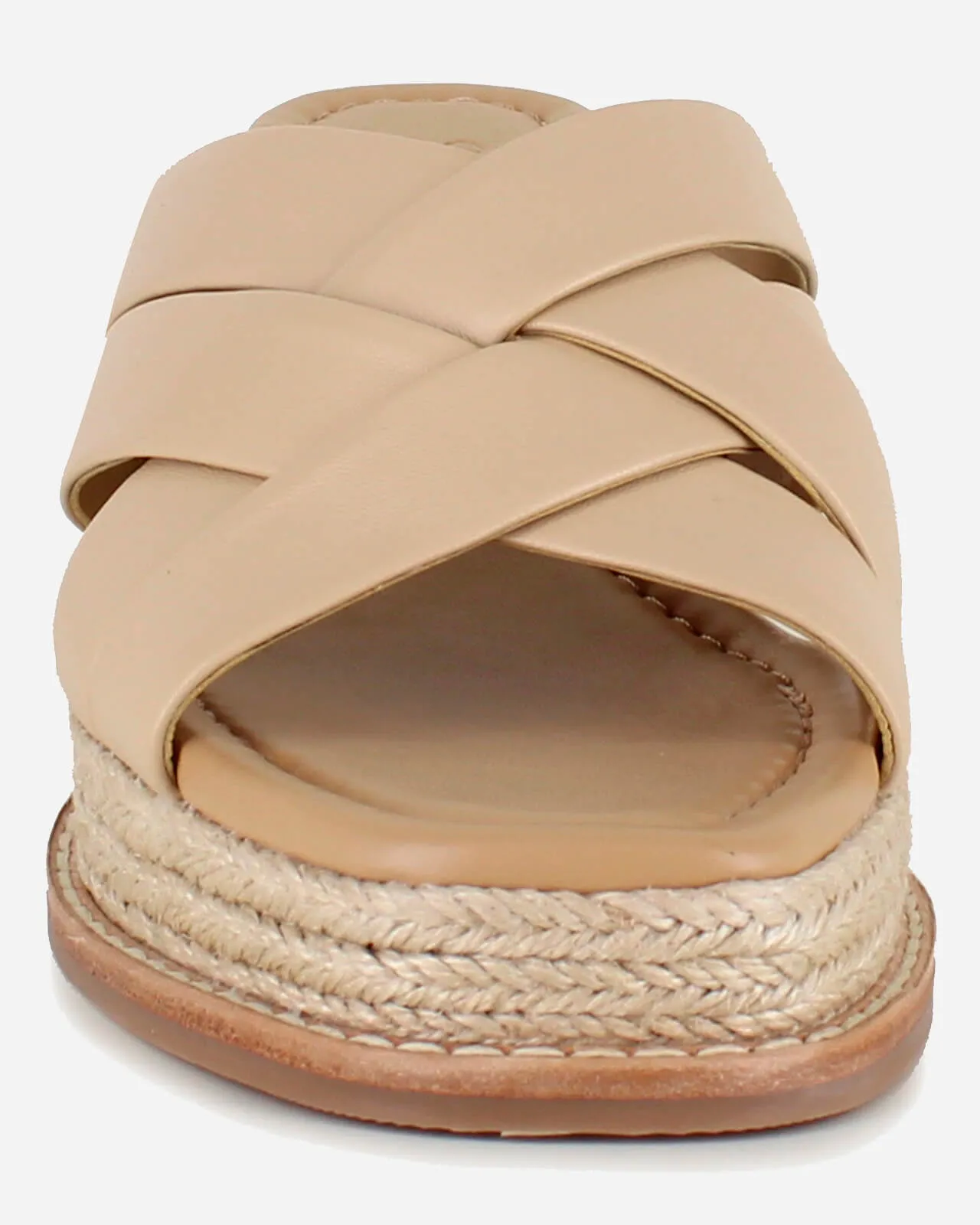 Delliny Wedge in Almond