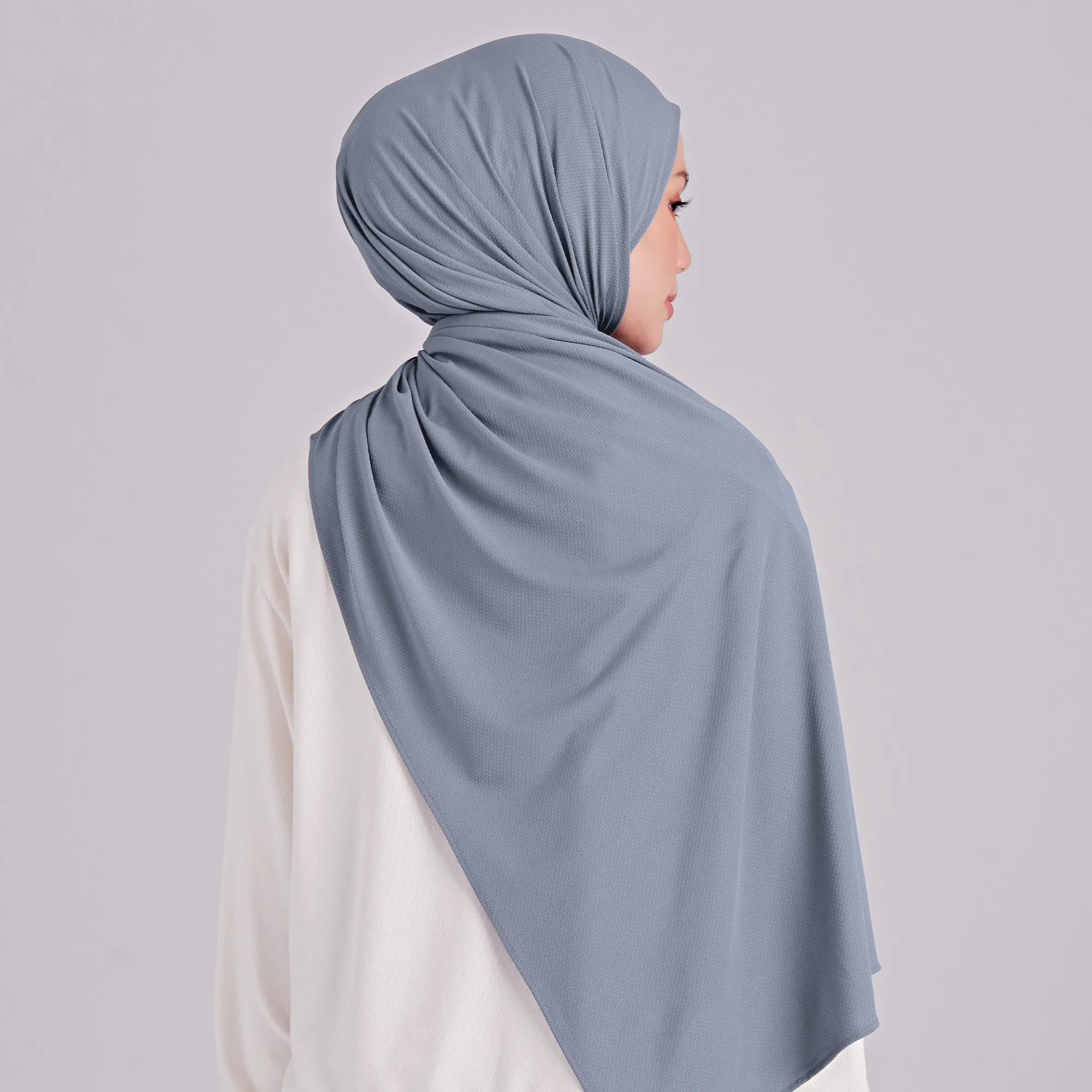 Najwa Sport Shawl - Judo