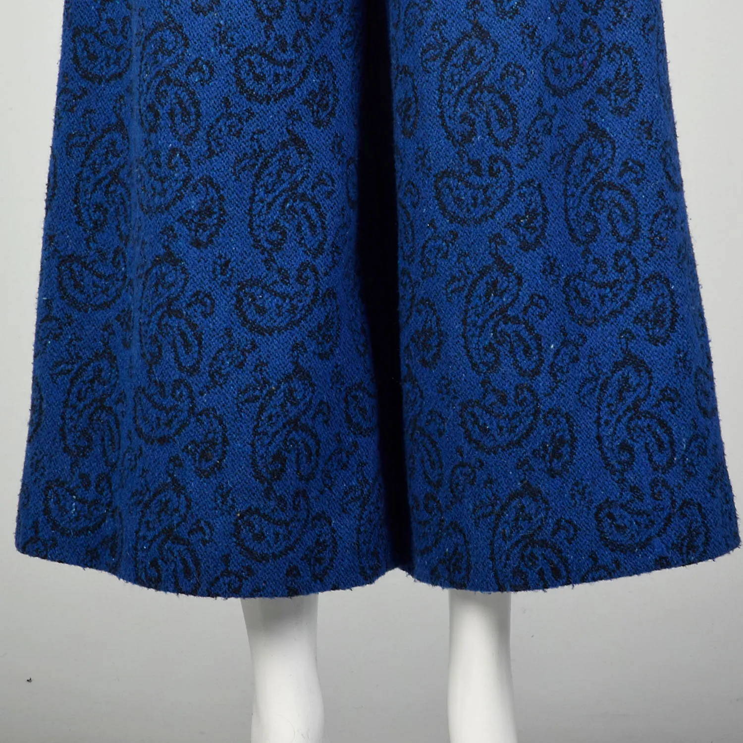 Small 1970s Blue Gaucho Pants Black Paisley Pleated Cropped Wide Leg