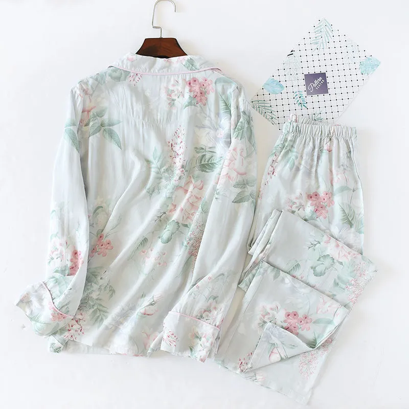 White-Wash Shabby-Chic Pajamas